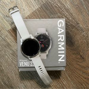 Garmin Venu 2s Smartwatch with gray band
